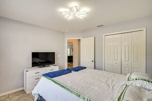 3 habitaciones, tabla de planchar con plancha y acceso a internet 