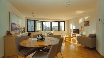 Deluxe Apartment, Balcony, City View