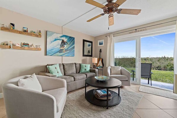 Smart TV - Oceanfront I Ground Floor I Coastal Retreat (Cocoa Beach)
