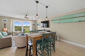 Dining - Oceanfront I Ground Floor I Coastal Retreat (Cocoa Beach)