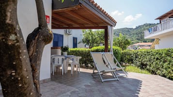 Appartement, 1 chambre, accessible aux personnes à mobilité réduite, fumeur | Terrasse/Patio