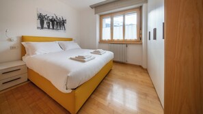 2 habitaciones, tabla de planchar con plancha y wifi gratis