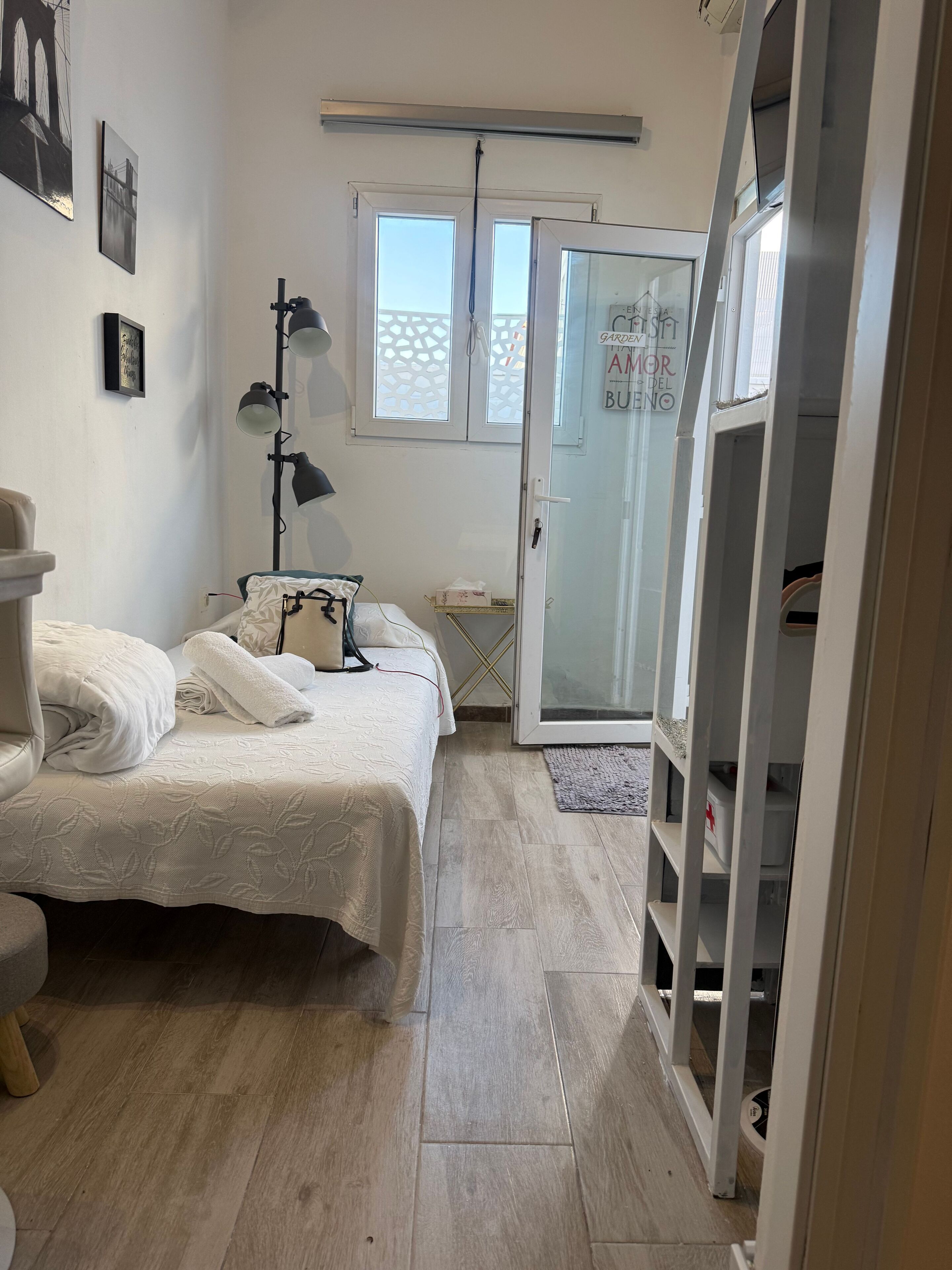 Apartment, 1 Bedroom, Accessible, Smoking | 1 bedroom