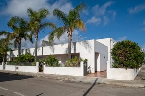 House, 2 Bedrooms, Smoking, Garden View | Exterior - Two Steps From the Beach Villa (Melendugno)