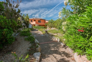 Property grounds - Tranquil Palau Green Village 1 Bedroom Apt B4p-premier Sleeps 4 Persons (Palau)