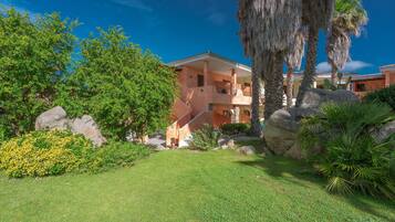 Apartment, 2 Bedrooms, Balcony | Exterior