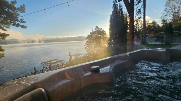 House, 4 Bedrooms, Terrace, Garden View | Outdoor spa tub - Villa Iskar Lake Residence (Sofia)