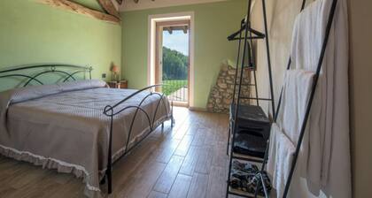 Room-charming Alessandria Retreat With Q