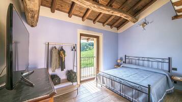 Room, 1 Bedroom, Smoking, Patio | 1 bedroom