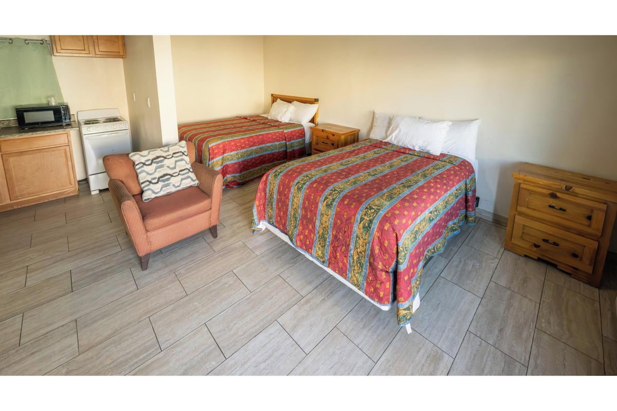 Desk, iron/ironing board, free WiFi, bed sheets