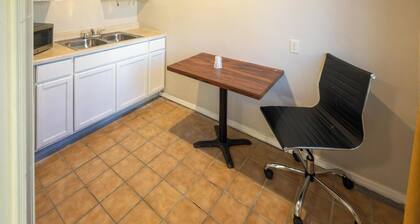 Motel 7 By Oyo Near Phoenix Airport