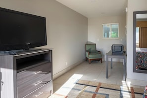 Room, 1 Queen Bed, Smoking | Desk, iron/ironing board, free WiFi, bed sheets