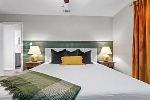 3 Schlafzimmer, Schreibtisch, Bügeleisen/Bügelbrett, WLAN