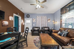 TV - Steampunk Haven in the Heart of Tacoma!  (Tacoma)