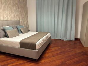 2 slaapkamers, een strijkplank/strijkijzer, wifi, beddengoed