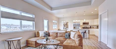 Smart TV, fireplace, foosball, table tennis