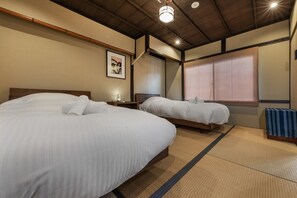 1 室のベッドルーム、アイロン / アイロン台、インターネット