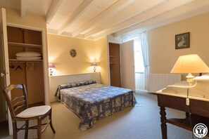 4 Schlafzimmer, kostenloses WLAN, Bettwäsche