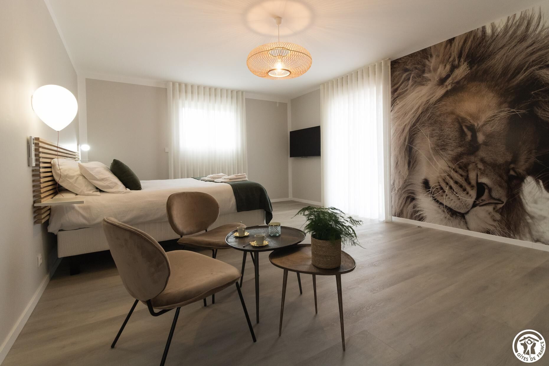 4 bedrooms, free WiFi