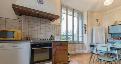 GĂźte de Lauriol - COULADERE