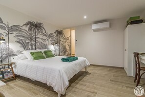 4 bedrooms, free WiFi