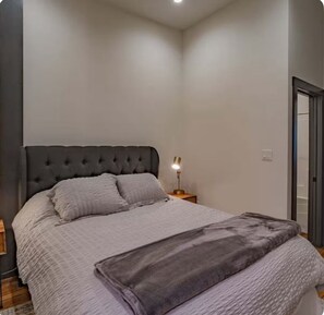 2 bedrooms, iron/ironing board, travel crib, free WiFi