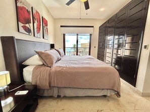 2 Schlafzimmer, Zimmersafe, Bügeleisen/Bügelbrett, kostenloses WLAN