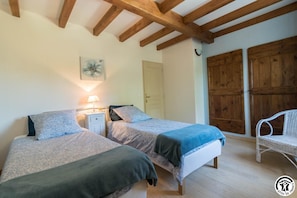 gite-domaine-de-la-fee-de-l-eau-saint-felix-lauragais-chambre