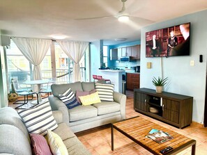 Una Smart TV, libros