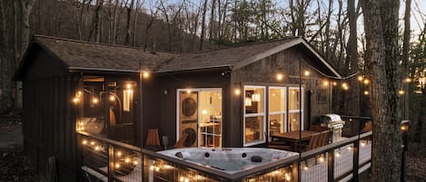 تناول الطعام بالخارج