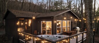 25% Off ~ Hygge mountain retreat w/ stunning views