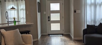 Rare find.  Beautiful, Pet Friendly Rockwall home near The Harbor! ⛴️🐡