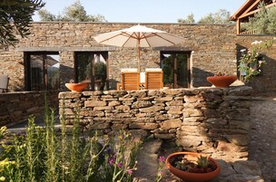 Casa, vistas al viñedo | Ropa de cama de alta calidad y espacio para trabajar con un portátil