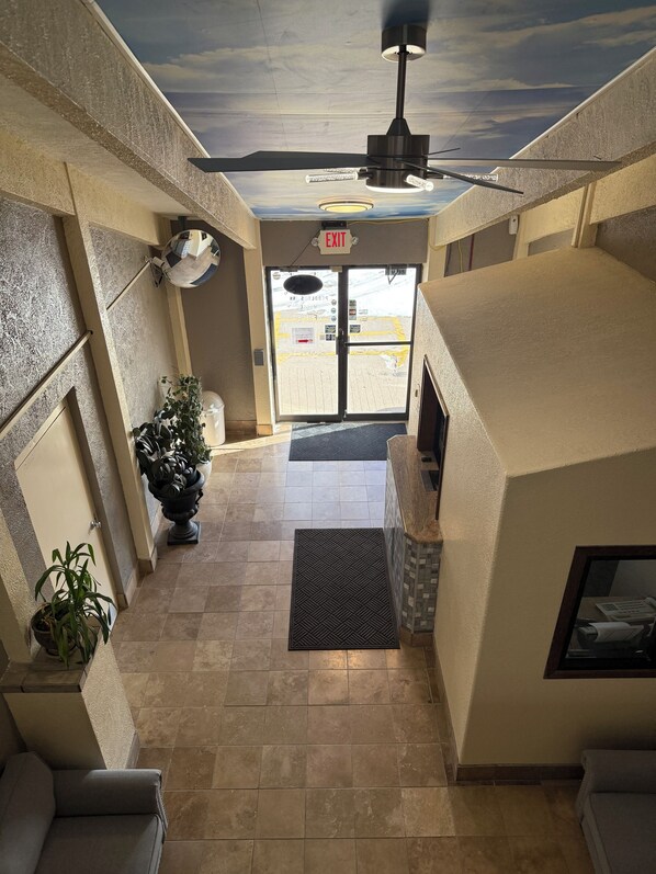 Lobby - Peddlers Inn Motel (Ulysses)