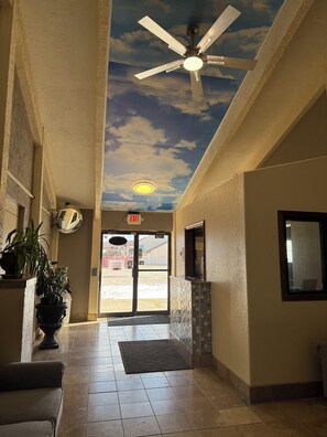 Lobby - Peddlers Inn Motel (Ulysses)