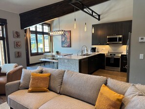 Smart TV, fireplace, video games