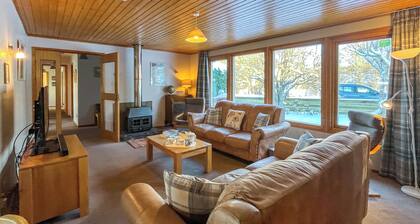 4 chambres Ă coucher Ă Nethy Bridge