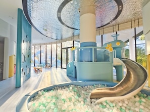 Children’s play area – indoor