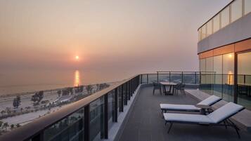 尊贵套房, 2 间卧室 | 露台