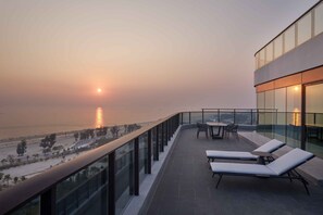 Premier Suite, 2 Bedrooms | Terrace/patio - Beihai Marriott Resort (Beihai)