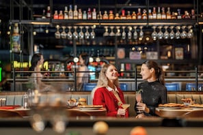 Bar (en el alojamiento)