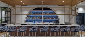 The Vanguard Ann Arbor, Autograph Collection