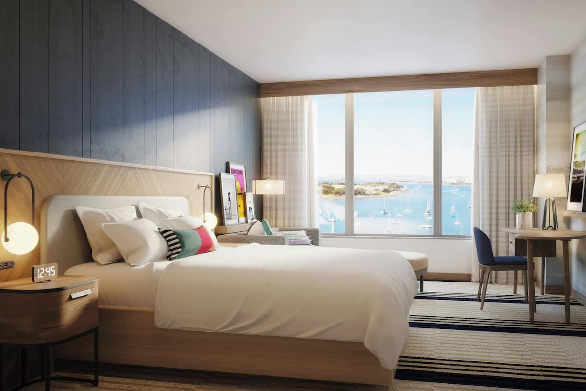 1 bedroom, premium bedding, desk, laptop workspace