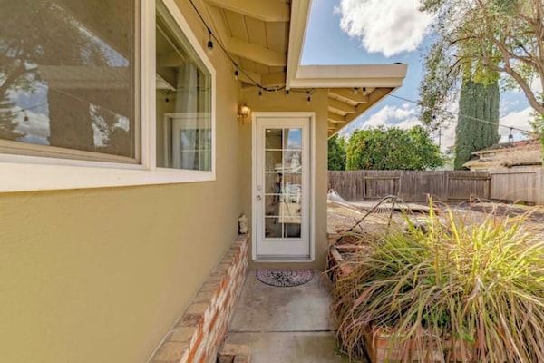 تفاصيل الفندق من الخارج