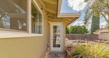 Yuba City Attached, Private Suite - back unit- Shared Pool, Backyard, Laundry