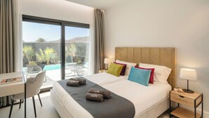 5 bedrooms, iron/ironing board, WiFi, bed sheets - ODIN 2 by Buenavilla | Experience Unmatched Luxury in Puerto Calero (Puerto Calero)