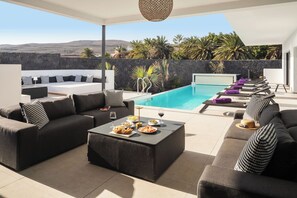 A heated pool - ODIN 2 by Buenavilla | Experience Unmatched Luxury in Puerto Calero (Puerto Calero)