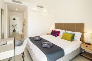 5 Schlafzimmer, Bügeleisen/Bügelbrett, WLAN, Bettwäsche