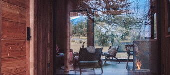 Calafate Cabin in Patagonia with stunning views of Cerro Castillo