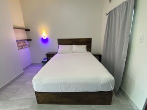 Basic Double Room, Garden View